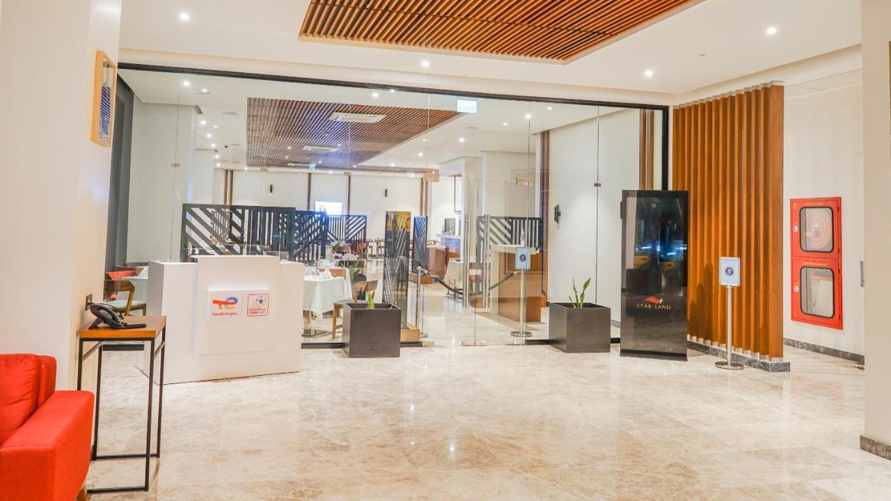 Star Land Hotel Bastos Yaoundé Exteriér fotografie
