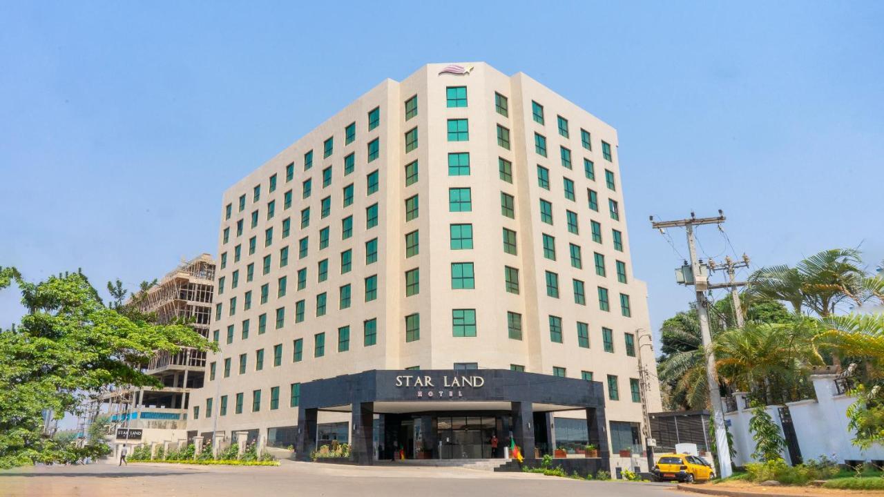 Star Land Hotel Bastos Yaoundé Exteriér fotografie